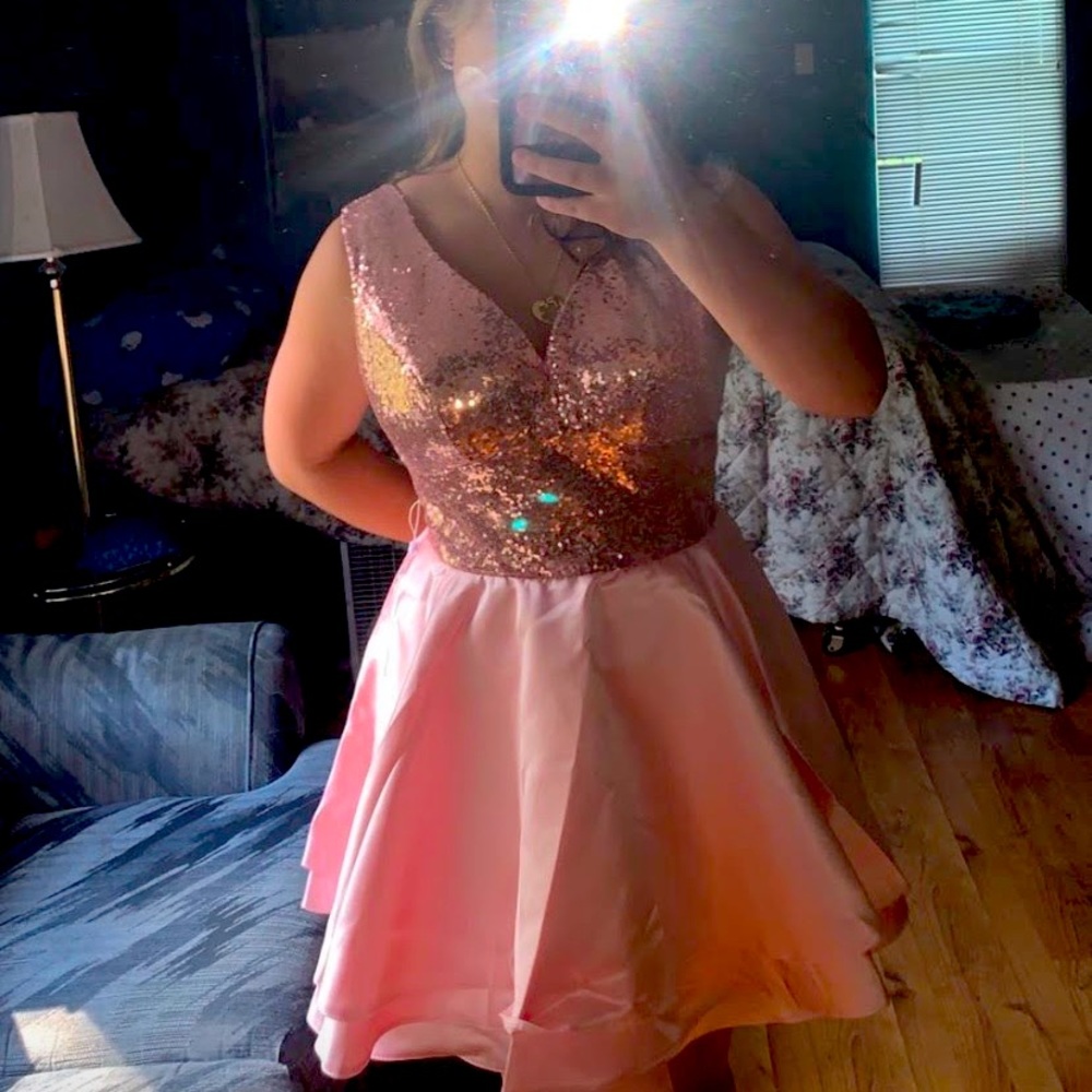 Rose gold homecoming dress.